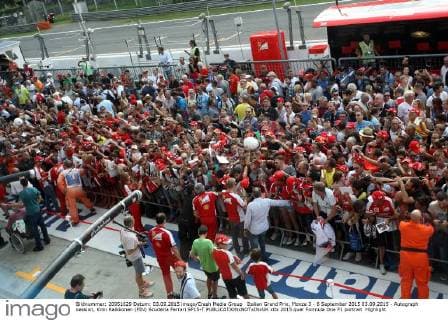 Italian Grand Prix, Monza 3 - 6 September 2015 03.09.2015 - Autograph session, Kimi Raikkonen (FIN) Scuderia Ferrari SF15-T 