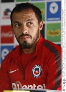 Soccer, Chilean national team Nationalteam training session. Chile s players Marcelo Diaz and Gonzalo Jara during the press conference PK Pressekonferenz at the Juan Pinto Duran training center in Santiago, Chile. 01 09 2015 - Conferencia de prensa luego del entrenamiento de la Seleccion Chilena 01 09 15. 