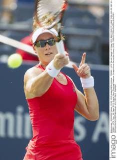 TENNIS - WTA Tennis Damen US Open 2015 NEW YORK CITY,NEW YORK,USA,03.SEP.15 - TENNIS - WTA Tour, US Open 2015, Grand Slam, Flushing Meadows. Image shows Samantha Stosur (AUS). GEPAxpictures xMatthiasxHauer