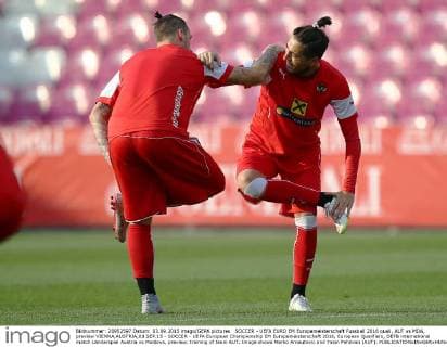 SOCCER - UEFA EURO EM Europameisterschaft Fussball 2016 quali, AUT vs MDA, preview VIENNA,AUSTRIA,03.SEP.15 - SOCCER - UEFA European Championship EM Europameisterschaft 2016, European Qualifiers, OEFB international match Länderspiel Austria vs Moldova, preview, training of team AUT. Image shows Marko Arnautovic and Yasin Pehlivan (AUT). GEPAxpictures xChristianxOrt