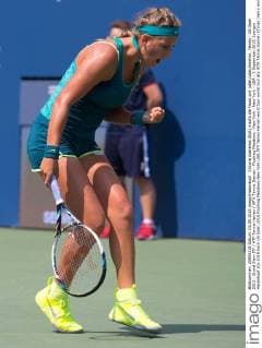 Victoria Azarenka (BLR) macht die Faust und jubel,Jubel,Emotion, Tennis - US Open 2015 - Grand Slam ITF ATP Tennis Herren WTA Tennis Damen - Flushing Meadows - New York - New York - USA - 3 September 2015. Juergen Hasenkopf