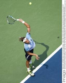 - NEW YORK, UNITED STATES: Belgian Ruben Bemelmans plays to win with his opponent retirement at the second round match of the Men s Singles between Belgian Ruben Bemelmans and US Jack Sock, at the US Open Grand Slam tennis tournament, at Flushing Meadows, in New York City, USA, Thursday 03 September 2015. BRITTANYxSOMERSET  x04693209x