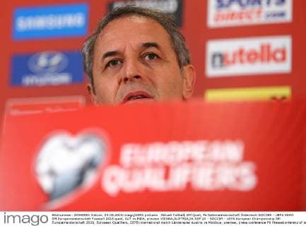 Aktuell Fußball, EM Quali, Pk Nationalmannschaft Österreich SOCCER - UEFA EURO EM Europameisterschaft Fussball 2016 quali, AUT vs MDA, preview VIENNA,AUSTRIA,04.SEP.15 - SOCCER - UEFA European Championship EM Europameisterschaft 2016, European Qualifiers, OEFB international match Länderspiel Austria vs Moldova, preview, press conference PK Pressekonferenz of team AUT. Image shows head coach Marcel Koller (AUT). GEPAxpictures xChristianxOrt