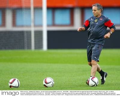SOCCER - UEFA EURO EM Europameisterschaft Fussball 2016 quali, AUT vs MDA, preview VIENNA,AUSTRIA,04.SEP.15 - SOCCER - UEFA European Championship EM Europameisterschaft 2016, European Qualifiers, OEFB international match Länderspiel Austria vs Moldova, preview, training of team AUT. Image shows head coach Marcel Koller (AUT). GEPAxpictures xChristianxOrt
