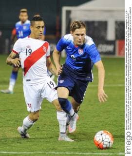 Aktuell Fußball, Nationalteam USA - Peru Sept. 4, 2015 - Washington, D.C, U.S - ARON JOHANSSON of the USA tries to control the ball during an International Friendly Länderspiel between the United States and Peru at RFK Stadium in Washington, DC. United Sates vs. Peru in Washington, D.C. - ZUMAg196