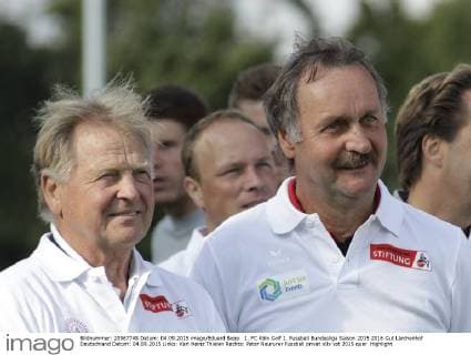 1. FC Köln Golf 1. Fussball Bundesliga Saison 2015 2016 Gut Lärchenhof Deutschland Datum: 04.09.2015 Links: Karl Heinz Thielen Rechts: Peter Neururer