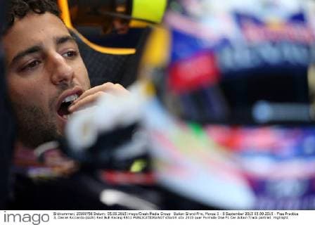 Italian Grand Prix, Monza 3 - 6 September 2015 05.09.2015 - Free Practice 3, Daniel Ricciardo (AUS) Red Bull Racing RB11 