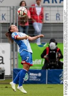 Martina Moser (Hoffenheim, 7) bei der Ballannehme, Freisteller, Einzelbild, Aktion, Action, Fussball, Allianz Frauen-Bundesliga, TSG 1899 Hoffenheim - 1. FFC Frankfurt, xozx