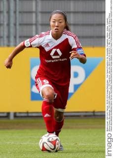 Yuki Ogimi (Frankfurt, 9), Freisteller, Einzelbild, Aktion, Action, Fussball, Allianz Frauen-Bundesliga, TSG 1899 Hoffenheim - 1. FFC Frankfurt, xozx