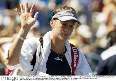 TENNIS - WTA Tennis Damen US Open 2015 NEW YORK CITY,NEW YORK,USA,05.SEP.15 - TENNIS - WTA Tour, US Open 2015, Grand Slam, Flushing Meadows. Image shows the disappointment of Andrea Petkovic (GER). GEPAxpictures xMatthiasxHauer