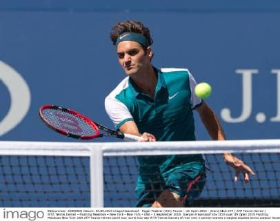 Roger Federer (SUI) Tennis - US Open 2015 - Grand Slam ITF ATP Tennis Herren WTA Tennis Damen - Flushing Meadows - New York - New York - USA - 5 September 2015. Juergen Hasenkopf