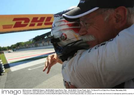 06.09.2015. Monza Track, Italy. F1 Grand Prix of Italy from Monza. Mercedes AMG Petronas F1 - Lewis Hamilton wins the Italian GP and hugs the manufacturer boss xLeannexBoonx  ActionPlus11657881