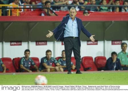 Aktuell Fußball, EM Quali, Türkei - Niederlande coach Fatih Terim of Turkye during the UEFA EURO EM Europameisterschaft Fussball 2016 qualifying match between Turkey and Netherlands on September 6, 2015 at the Konya B& 252;y& 252;ksehir Torku Arena in Konya, Turkey Turkey v Netherlands UEFA Euro 2016 qualifier 2015 2016 xVIxxIVx 4286969