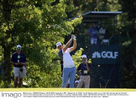 September 6, 2015: Henrik Stenson dials it in on the 13yh fairway during the third round of the Deutsche Bank Championship at TPC Boston in Norton, Massachusetts. GOLF: SEP 06 PGA Golf Herren - Deutsche Bank Championship - Third Round Icon482150906026 EDITORIAL USE ONLY