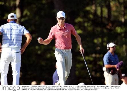 September 6, 2015: Zach Johnson walks off the 13th green during the third round of the Deutsche Bank Championship at TPC Boston in Norton, Massachusetts. GOLF: SEP 06 PGA Golf Herren - Deutsche Bank Championship - Third Round Icon482150906033 EDITORIAL USE ONLY