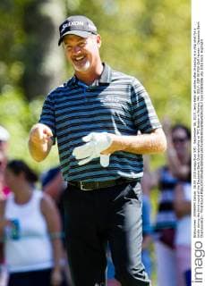 September 06, 2015: Jerry Kelly all smiles after dropping in a chip shot for a birdie during the third round of the Deutsche Bank Championship at TPC Boston in Norton, MA. GOLF: SEP 06 PGA Golf Herren - Deutsche Bank Championship - Third Round Icon150906006 EDITORIAL USE ONLY