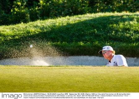 September 06, 2015: Charley Hoffman hits out of the bunker at 18 during the third round of the Deutsche Bank Championship at TPC Boston in Norton, MA. GOLF: SEP 06 PGA Golf Herren - Deutsche Bank Championship - Third Round Icon150906026 EDITORIAL USE ONLY