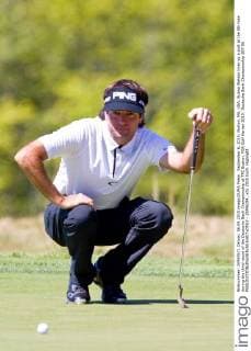 September 6, 2015; Norton, MA, USA; Bubba Watson lines up a putt at the 8th hole during the third round of the Deutsche Bank Championship at TPC Boston. PGA Golf Herren 2015: Deutsche Bank Championship SEP 06 - ZUMAc04_