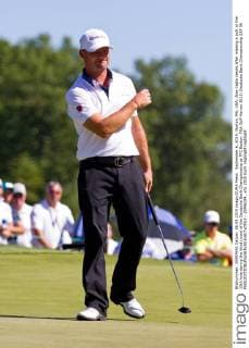 September 6, 2015; Norton, MA, USA; Alex Cejka reacts after missing a putt at the 15th hole during the third round of the Deutsche Bank Championship at TPC Boston. PGA Golf Herren 2015: Deutsche Bank Championship SEP 06 - ZUMAc04_