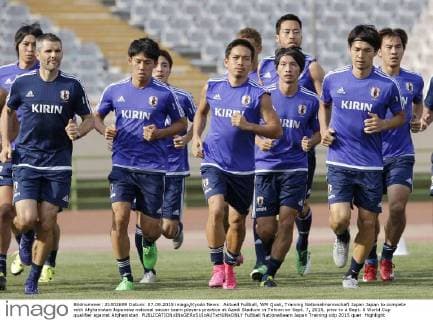 Aktuell Fußball, WM Quali, Training Nationalmannschaft Japan Japan to compete with Afghanistan Japanese national soccer team players practice at Azadi Stadium in Tehran on Sept. 7, 2015, prior to a Sept. 8 World Cup qualifier against Afghanistan. 