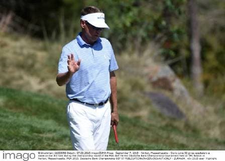 September 7, 2015 - Norton, Massachusetts - Davis Love III gives spectators a wave on the 3rd hole during the championship round of the PGA Golf Herren Deutsche Bank Championship tournament held at TPC Boston in Norton, Massachusetts. PGA 2015: Deutsche Bank Championship SEP 07 - ZUMAc04_