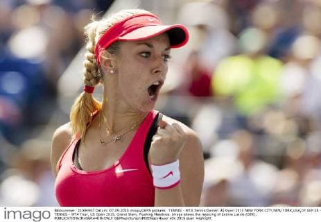 TENNIS - WTA Tennis Damen US Open 2015 NEW YORK CITY,NEW YORK,USA,07.SEP.15 - TENNIS - WTA Tour, US Open 2015, Grand Slam, Flushing Meadows. Image shows the rejoicing of Sabine Lisicki (GER). GEPAxpictures xMatthiasxHauer