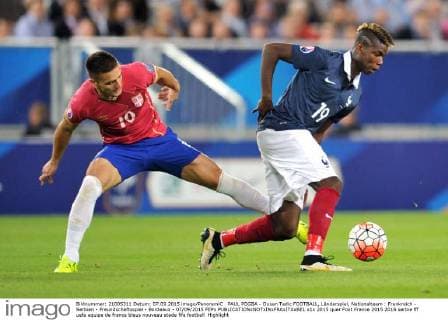 PAUL POGBA - Dusan Tadic FOOTBALL, Länderspiel, Nationalteam : Frankreich - Serbien - Freundschaftsspiel - Bordeaux - 07 09 2015 FEPx 
