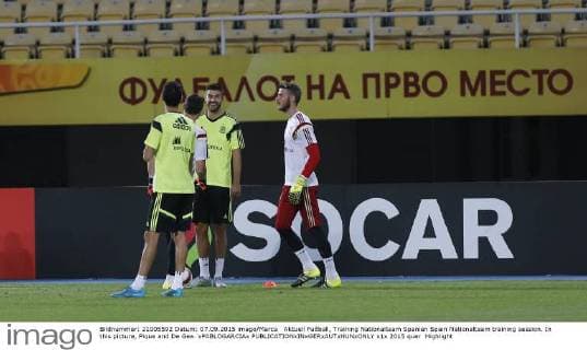 Aktuell Fußball, Training Nationalteam Spanien Spain Nationalteam training session. In this picture, Pique and De Gea. xPABLOGARCIAx 