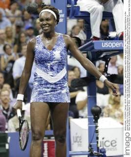 Venus Williams reacts after a point in her 3 sets defeat to Serena Williams in the quarter finals in Arthur Ashe Stadium on day 9 at the US Open Tennis Championships at the USTA Billie Jean King National Tennis Center in New York City on September 8, 2015. .  NYP20150908135 JOHNxANGELILLO