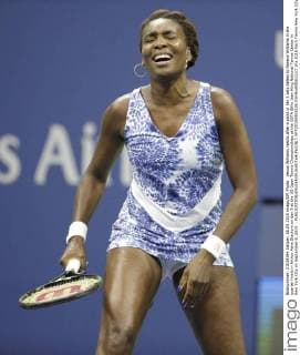 Venus Williams reacts after a point in her 3 sets defeat to Serena Williams in the quarter finals in Arthur Ashe Stadium on day 9 at the US Open Tennis Championships at the USTA Billie Jean King National Tennis Center in New York City on September 8, 2015. .  NYP20150908138 JOHNxANGELILLO