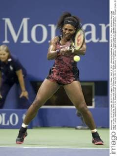 Sept. 8, 2015 - Flushing Meadows, New York, U.S - Serena Williams during her match on Day Nine of the 2015 US Open with Venus Williams at the USTA Billie Jean King National Tennis Center on Tuesday September 8, 2015 in the Flushing neighborhood of the Queens borough of New York City. S. Williams vs. V. Williams - ZUMAp124