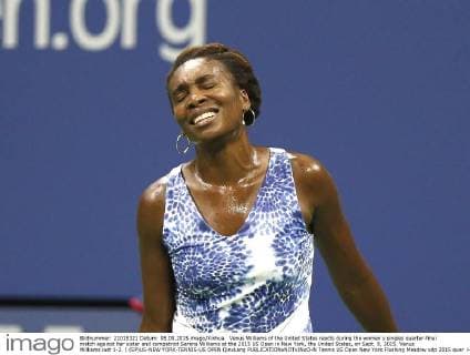 Venus Williams of the United States reacts during the women s singles quarter-final match against her sister and compatriot Serena Williams at the 2015 US Open in New York, the United States, on Sept. 8, 2015. Venus Williams lost 1-2. ) (SP)US-NEW YORK-TENNIS-US OPEN QinxLang 