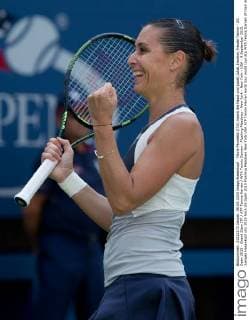 Flavia Pennetta (ITA) macht die Faust und jubelt,Jubel,Emotion,Freude Tennis - US Open 2015 - Grand Slam ITF ATP Tennis Herren WTA Tennis Damen - Flushing Meadows - New York - New York - USA - 9 September 2015. Juergen Hasenkopf