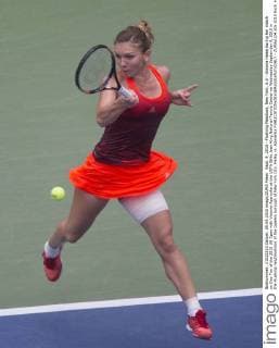 Sept. 9, 2015 - Flushing Meadows, New York, U.S - Simona Halep during her match on Day Ten of the 2015 US Open with Victoria Azarenka at the USTA Billie Jean King National Tennis Center on Wednesday September 9, 2015 in the Flushing neighborhood of the Queens borough of New York City. Halep vs. Azarenka - ZUMAp124
