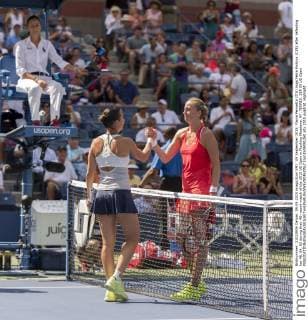 09 September 2015: Flavia Pennetta (ITA) hugs Petra Kvitova (CZE) after defeating her 46, 64, 62 during their 4th round match of the 2015 US Open in Flushing Meadows, NY. TENNIS: SEP 09 US Open Icon1509091260 EDITORIAL USE ONLY
