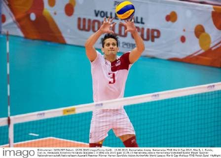 10.09.2015, Hamamatsu Arena, Hamamatsu FIVB World Cup 2015, Site B, 1. Runde, Iran vs. Venezuela Annahme Fernando Gonzalez ( 3 VEN)