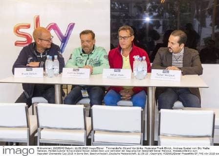 Timmendorfer Strand Von Links: Moderator Frank Ehrich, Andreas Goebel vom Sky Media Network, Marketingleiter Schauinsland Reisen Adnan Eken und Vertreter der Aegyptischen Botschaft Tamer Marzouk. Pressekonferenz zum Aegypten Champions Cup 2015 in Soma Bay, Beachvolleyball, Deutsche Meisterschaft, 11.09.15 , Copyright: KOENIG Eibner-Pressefoto EP_FKG