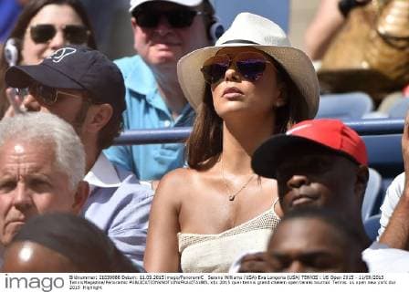 Serena Williams (USA) Eva Longoria (USA) TENNIS : US Open 2015 - 11 09 2015 TennisMagazine Panoramic 