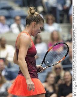 September 11, 2015 Simona Halep of Romania in action during her semi-final at the US Open, played at the Billie Jean King Tennis Center, Flushing Meadow NY. TENNIS: SEP 11 US Open Icon2500911005 EDITORIAL USE ONLY