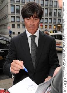 Joachim Löw bei der Verleihung Goldene Sportpyramide am 12.09.2015 in Hamburg Goldene Sportpyramdie 2015 in Hamburg 