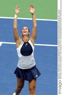 Flavia Pennetta reacts after defeating Roberta Vinci, also of Italy, in the two sets of their women s final match at Arthur Ashe Stadium during the US Open Tennis Championships at the USTA Billie Jean King National Tennis Center in New York City on September 12, 2015. Pennetta won 7-6, 6-2.  NYP20150912309 MONIKAxGRAFF