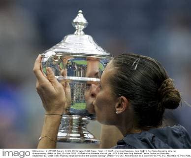 Sept. 12, 2015 - Flushing Meadows, New York, U.S - Flavia Pennetta wins her championship match on Day 12 of the 2015 US Open over Roberta Vinci at the USTA Billie Jean King National Tennis Center on Saturday September 12, 2015 in the Flushing neighborhood of the Queens borough of New York City. Pennetta won by a score of7-6(7-4), 6-2. Pennetta vs. Vinci - ZUMAp124