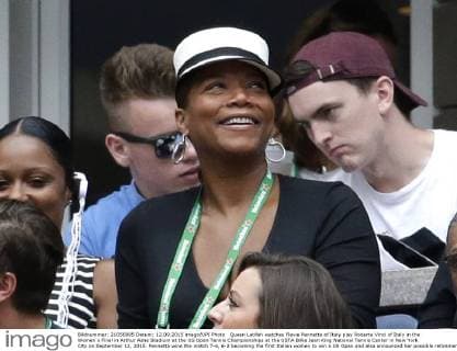 Queen Latifah watches Flavia Pennetta of Italy play Roberta Vinci of Italy in the Women s Final in Arthur Ashe Stadium at the US Open Tennis Championships at the USTA Billie Jean King National Tennis Center in New York City on September 12, 2015. Pennetta wins the match 7-6, 6-2 becoming the first Italian women to win a US Open and also announced her possible retirement at the Trophy Ceremony.  NYP20150912132 JOHNxANGELILLO