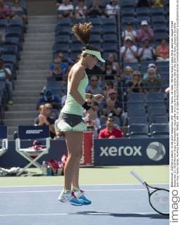 Aktuell Tennis, US Open, Martina Hingis Sania Mirza gewinnen Doppel Finale September 13, 2015 Martina Hingis of Swtizerland reacts after winning the women s doubles title at the 2015 US Open, played at the Billie Jean King Tennis Center, Flushing Meadow NY. TENNIS: SEP 13 US Open Icon250150913160 EDITORIAL USE ONLY