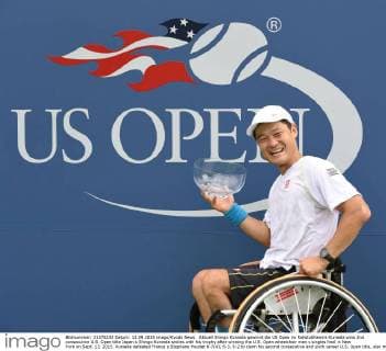 Aktuell Shingo Kunieda gewinnt die US Open im Rollstuhltennis Kunieda wins 2nd consecutive U.S. Open title Japan s Shingo Kunieda smiles with his trophy after winning the U.S. Open wheelchair men s singles final in New York on Sept. 13, 2015. Kunieda defeated France s Stephane Houdet 6-7(4), 6-3, 6-2 to claim his second consecutive and sixth career U.S. Open title, also marking his second consecutive year of achieving the Grand Slam in singles. 