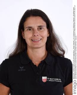 Aktuell Volleyball, 1. BL, Fotoshooting TV Rottenburg Volleyball 1. Bundesliga Saison 2015 2016 Fotoshooting beim TV Rottenburg 07.09.2015 Physiotherapeutin Sabine Schepperle 