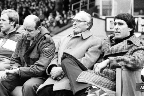 Manager Rudi Assauer (re.) und Trainer Fred Schulz (2.v.re., beide SV Werder Bremen)
