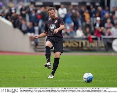 Aktuell Fußball, Eintracht Frankfurt Legendenspiel, 90er Traditionsmannschaft - 90er Bundesliga Stars 13.09.2015, xovx, Fussball, Dietmar Roth Legendenspiel, Eintracht Frankfurt 90er Auswahl - Bundesliga Auswahl 90er, emspor, Manfred Manni Binz (Eintracht Frankfurt), Freisteller.