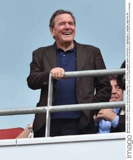 12.09.2015, Fussball, Saison 2015 2016, 1. Bundesliga, 4. Spieltag, Hannover 96 - Borussia Dortmund 2:4, Altkanzler Gerhard Schröder