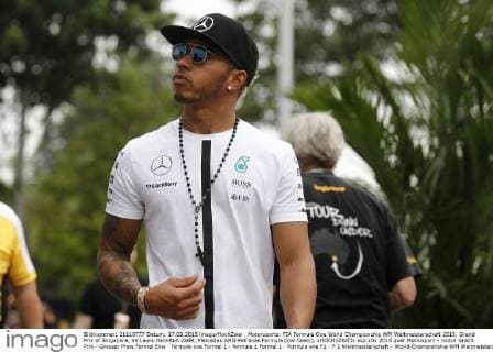 Motorsports: FIA Formula One World Championship WM Weltmeisterschaft 2015, Grand Prix of Singapore, 44 Lewis Hamilton (GBR, Mercedes AMG Petronas Formula One Team), xHOCHxZWEIx